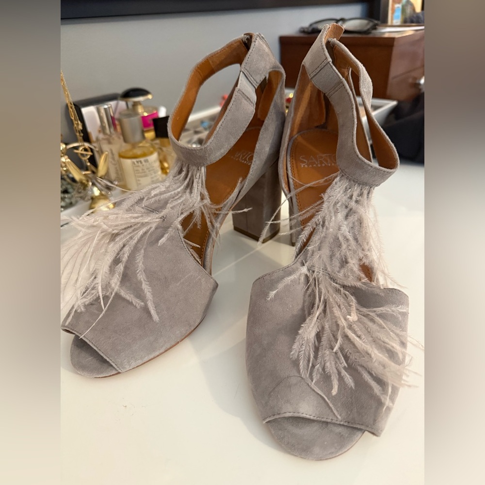 Sarto Taupe Feathered Women's Heels